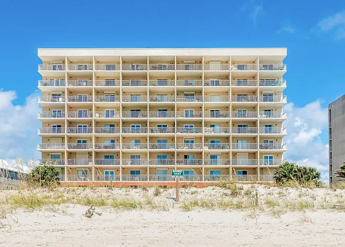 Attractive And Convenient Gulf-front Right On With Shared Pool Hot Tub
